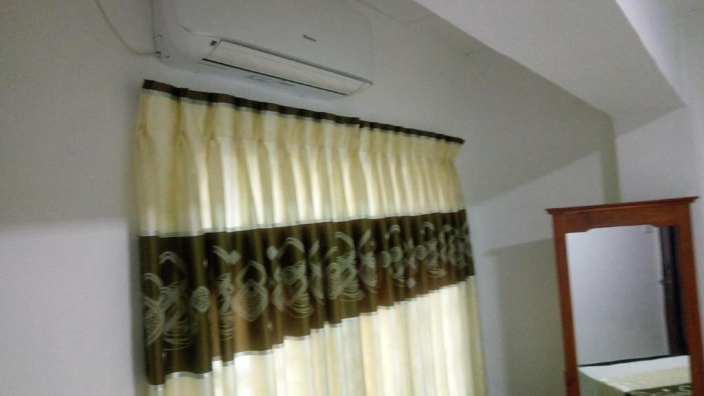Relax Home Rambukkana Exterior foto